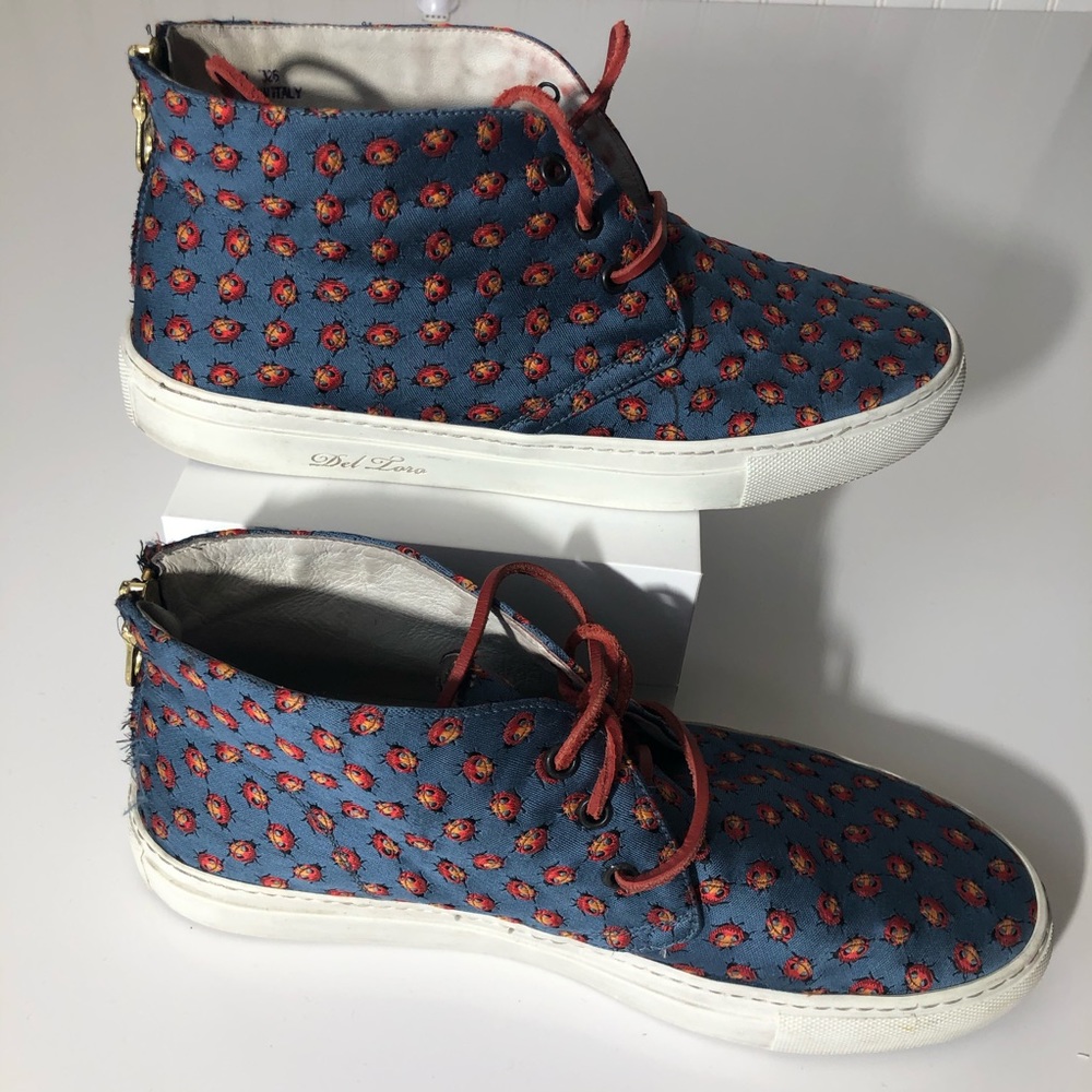 Del Tora LadyBug Chukka